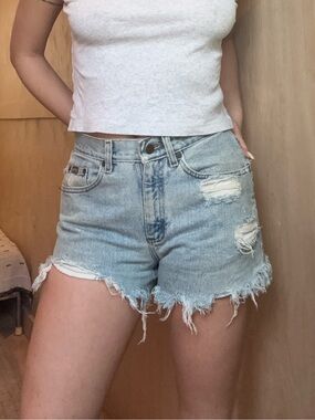 Cutoff shorts